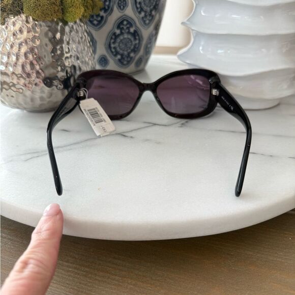 CHANEL 5468-B 1705/S1 Burgundy Gradient Sunglasses - Picture 4 of 7